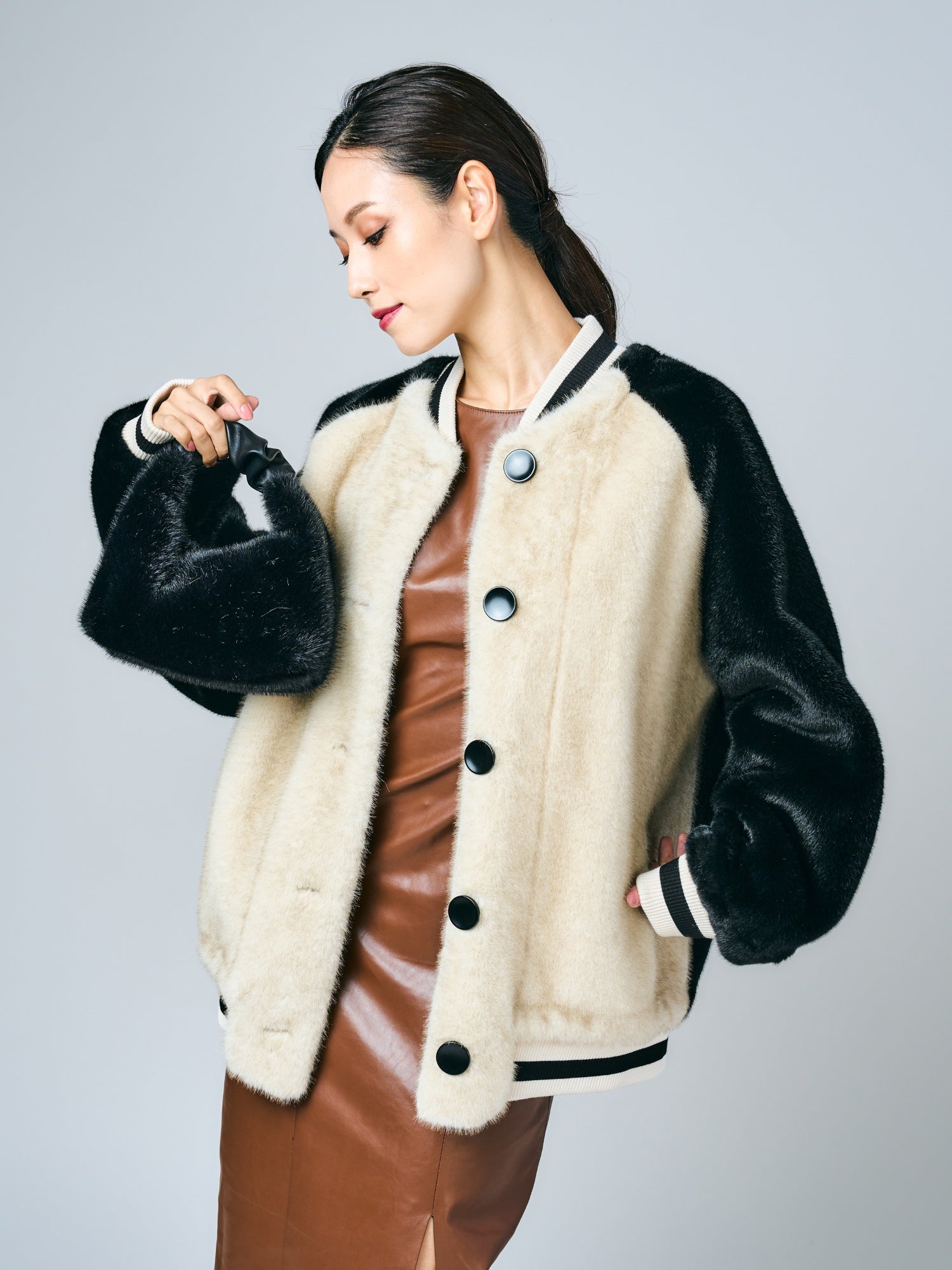 Fake Mink 2way Bag｜ブラック、ホワイト（2カラー）