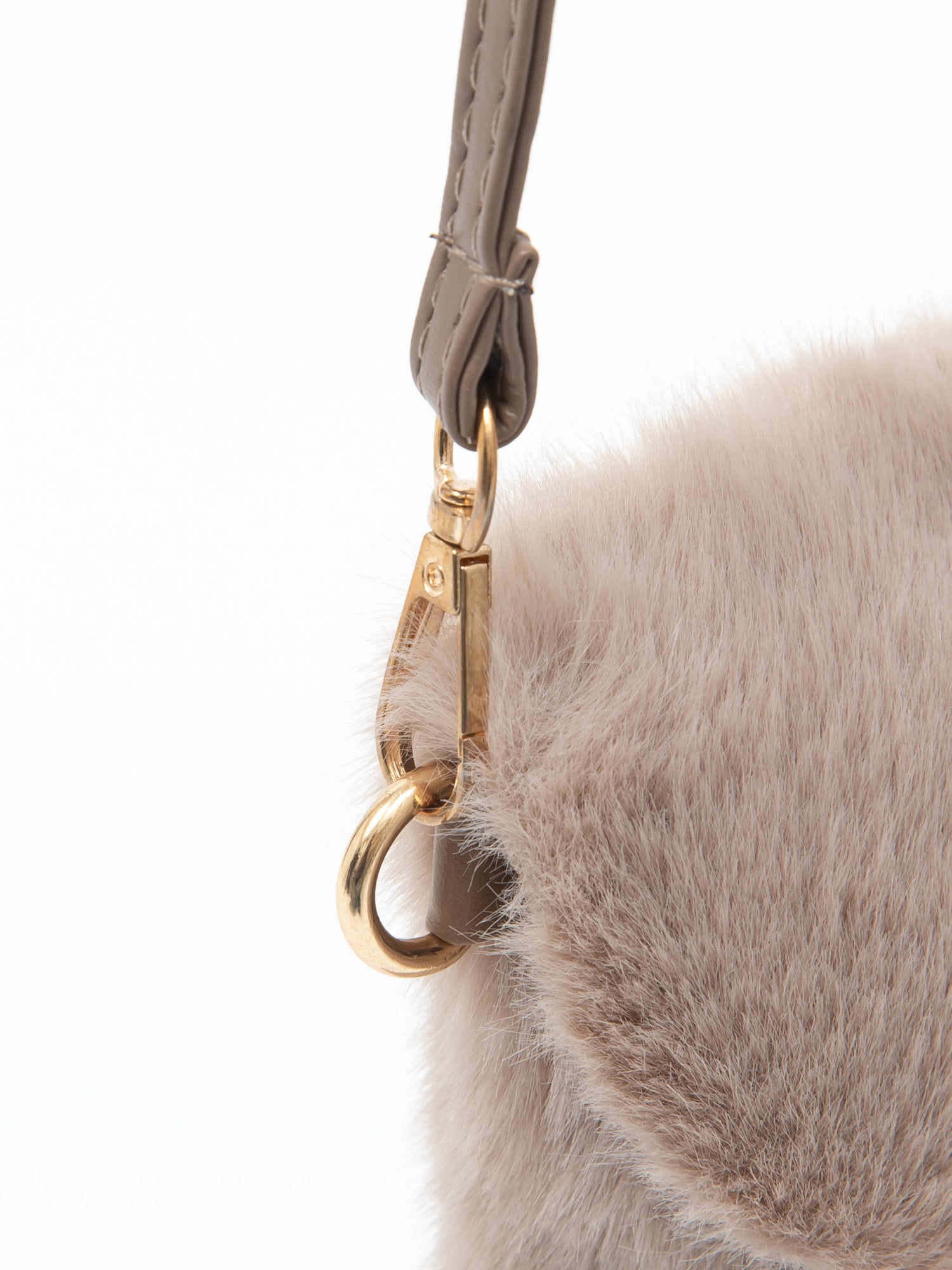 フェイクミンク　ショルダーバッグ｜ピンクベージュ、グレー、ブラック（3カラー）