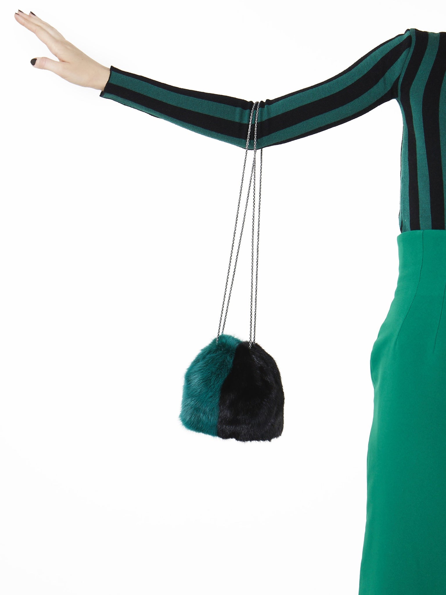 【FLEI】ミンク　バッグ｜ブラック×グリーン、ブラック×ホワイト、ブルー×レッド（3カラー）