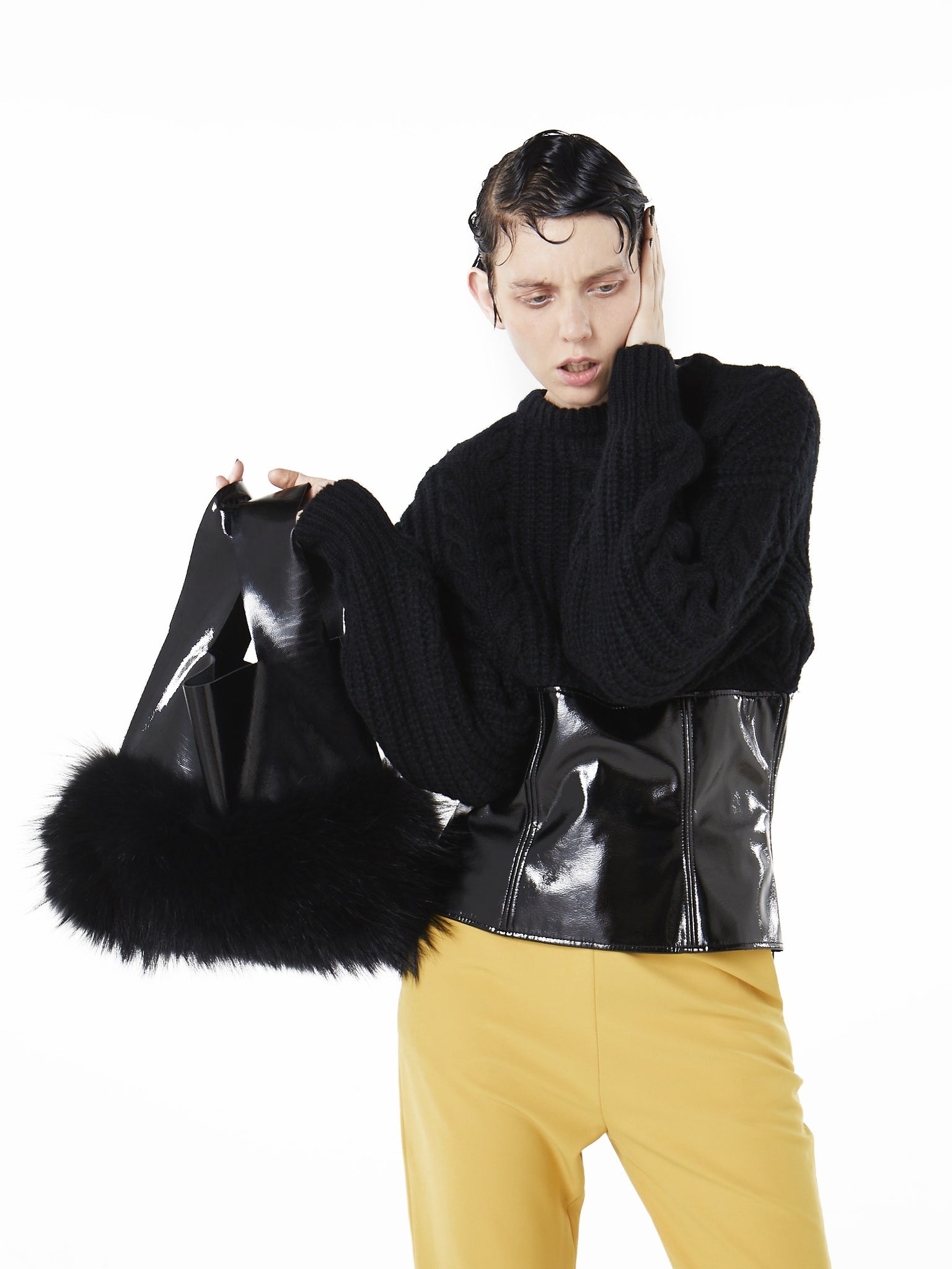 【FLEI】フェイクレザー　バッグ　w/ラクーン｜ブラック（1カラー）