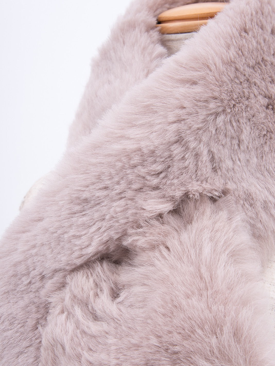 チャイナラム　マフラー｜グリーン、ピンクベージュ、グレー、ワイン（4カラー）